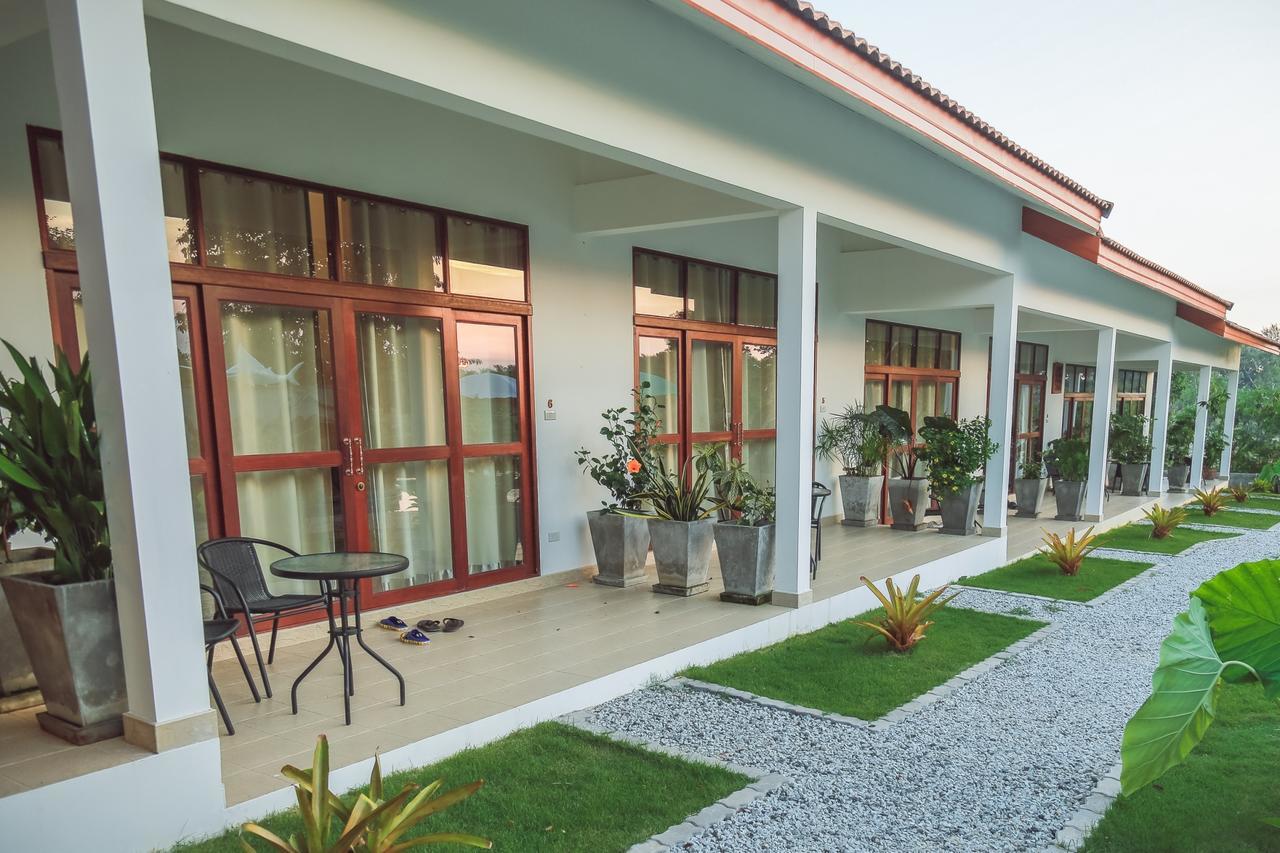 Tree Roots Retreat Hotel Районг Екстериор снимка