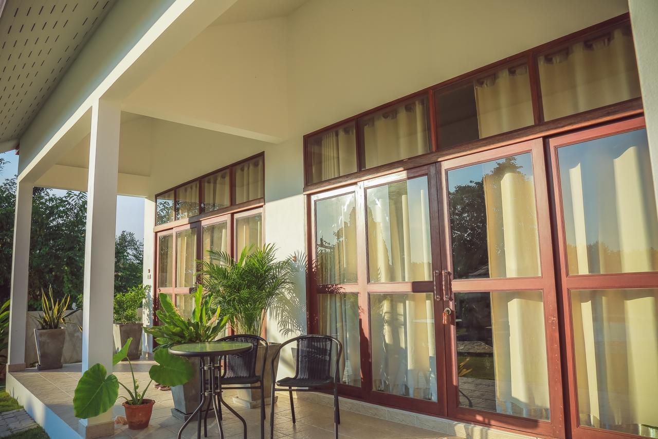 Tree Roots Retreat Hotel Районг Екстериор снимка