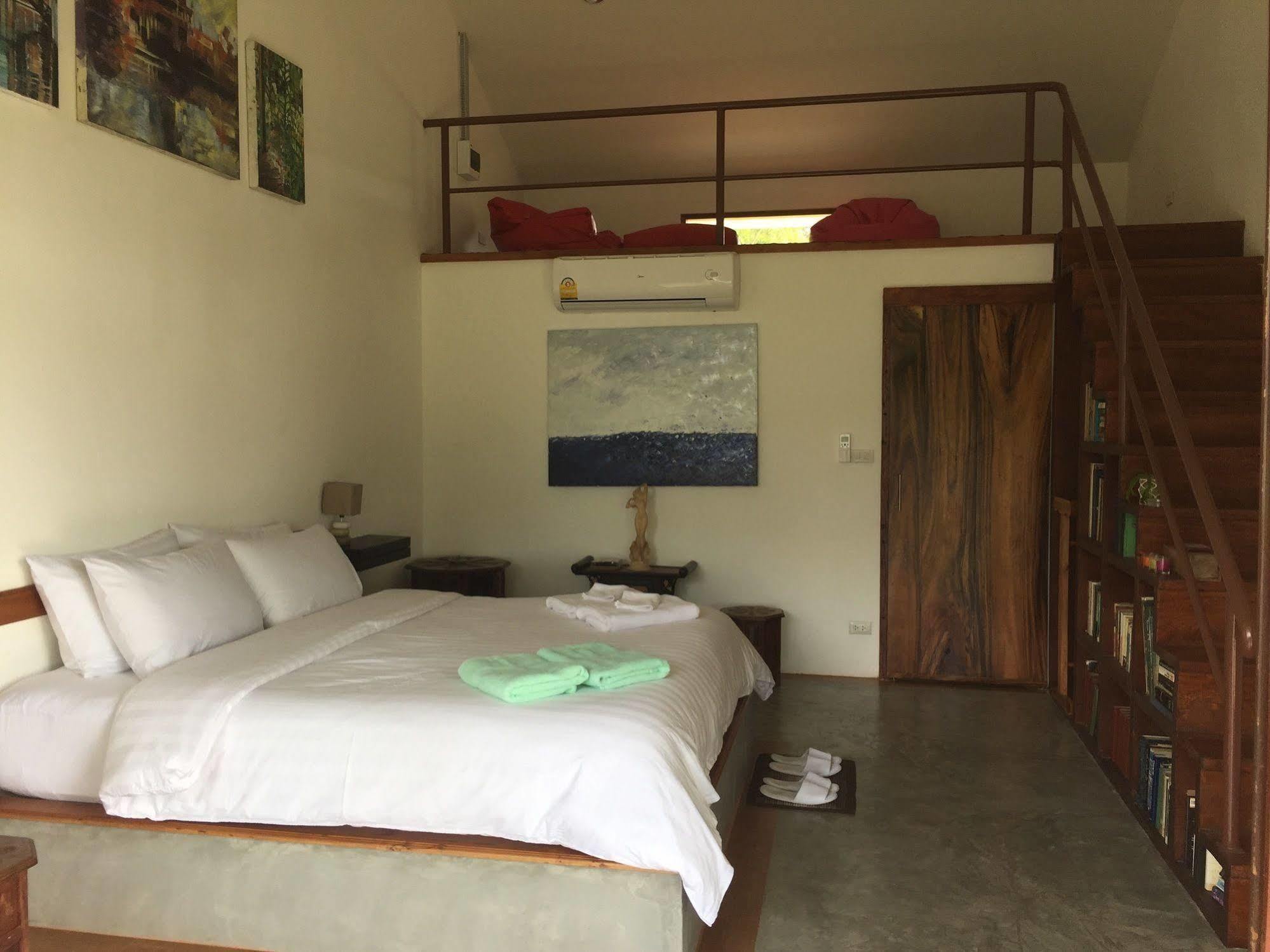 Tree Roots Retreat Hotel Районг Екстериор снимка